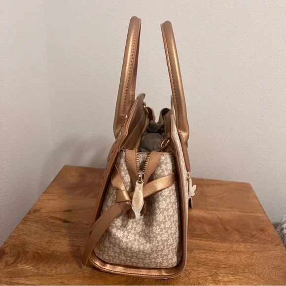 BRANGIO ITALIAN HANDBAG LEATHER HEARTS FLOWERS SHINY CROSSBODY STRAP HANDLES - Picture 5 of 15